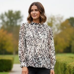 NWT Banana Republic Factory Pleated‎ Mock Neck Blouse Size Large